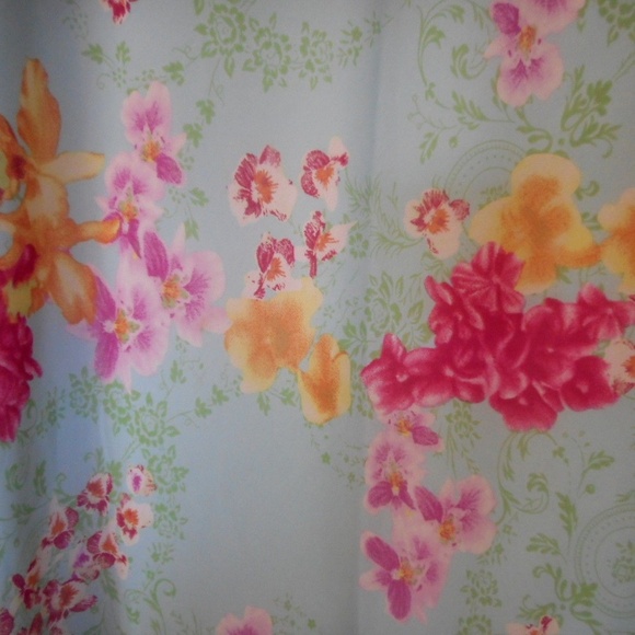 B. Moss Size 4 Blue Floral lined sleeveless - Picture 6 of 8